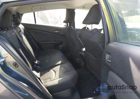 2020 Toyota Prius Le Awd-E из США, поврежденный, VIN JTDL9RFU4L3017016